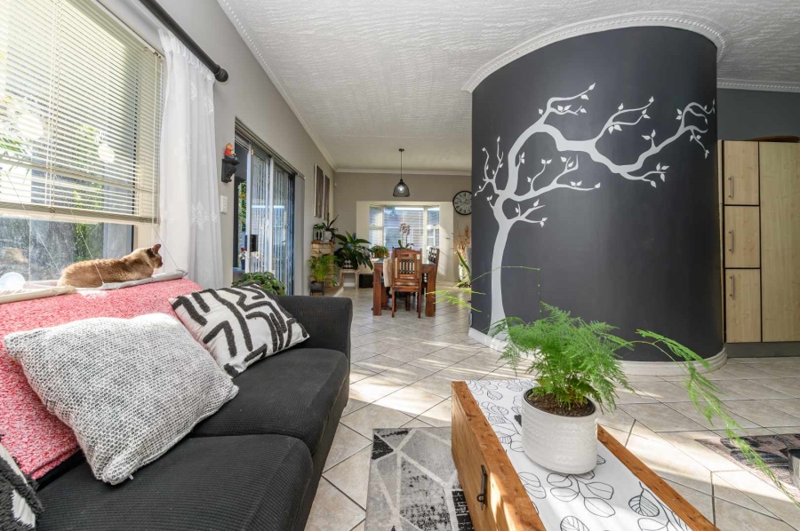 6 Bedroom Property for Sale in Lorraine Eastern Cape